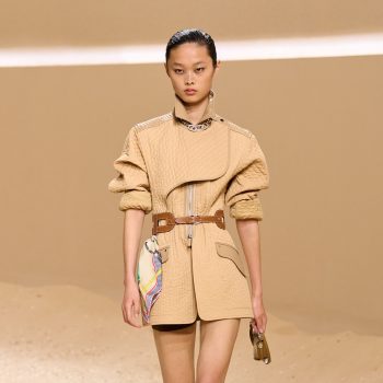 het-jaar-van-het-paard-komt-eraan-en-zo-spelen-merken-daar-alvast-op-in-379505