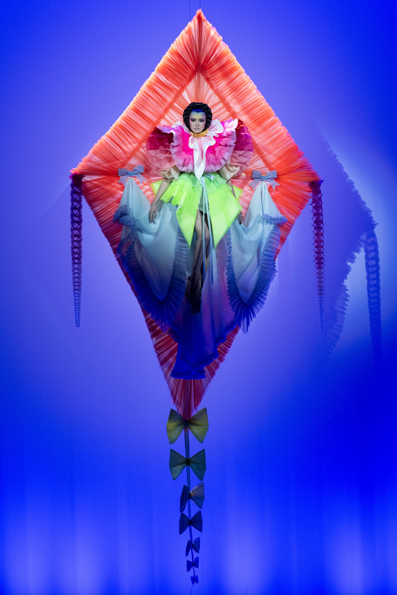 viktor & Rolf haute couture lente/zomer 2026 vlieger