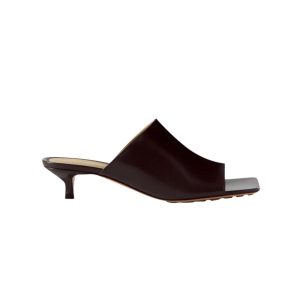 bottega veneta muiltjes met vierkante neus