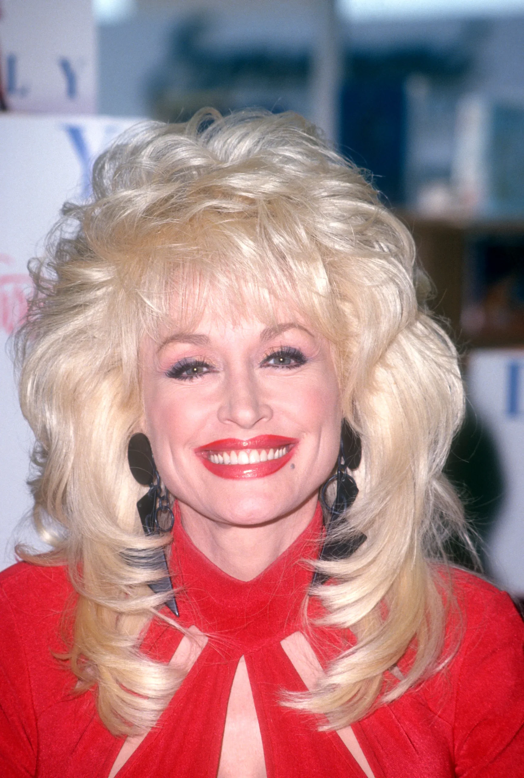 Dolly Parton in 1994
