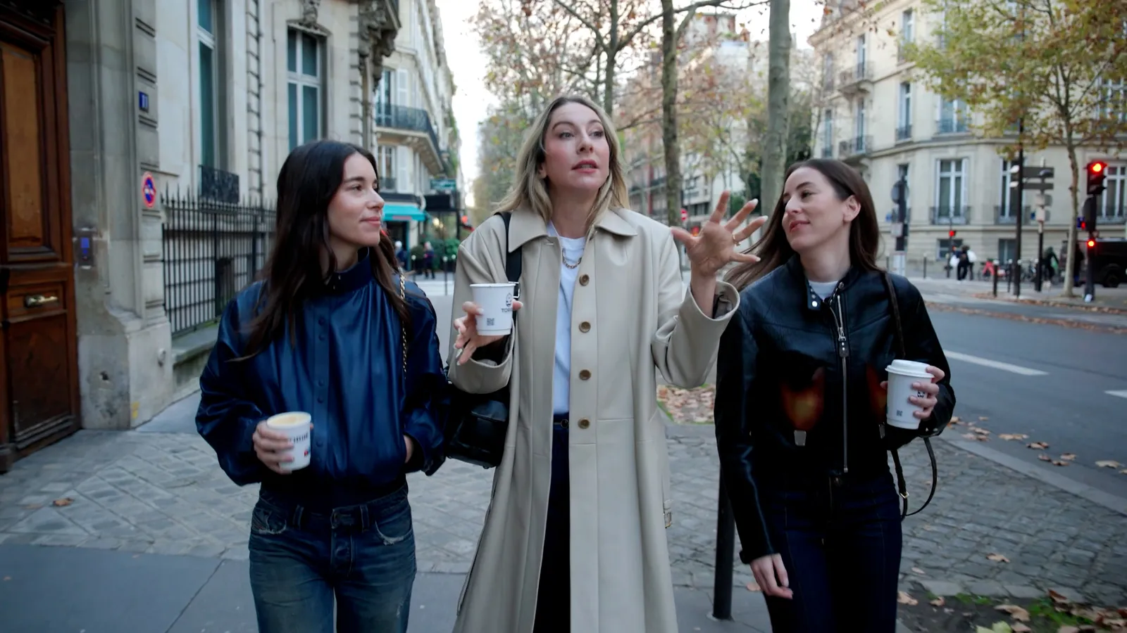Este Haim en haar zusjes Danielle en Alana.