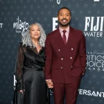 Michael B Jordan en zijn moeder Donna Jordan bij de Critics Choice Awards 2026