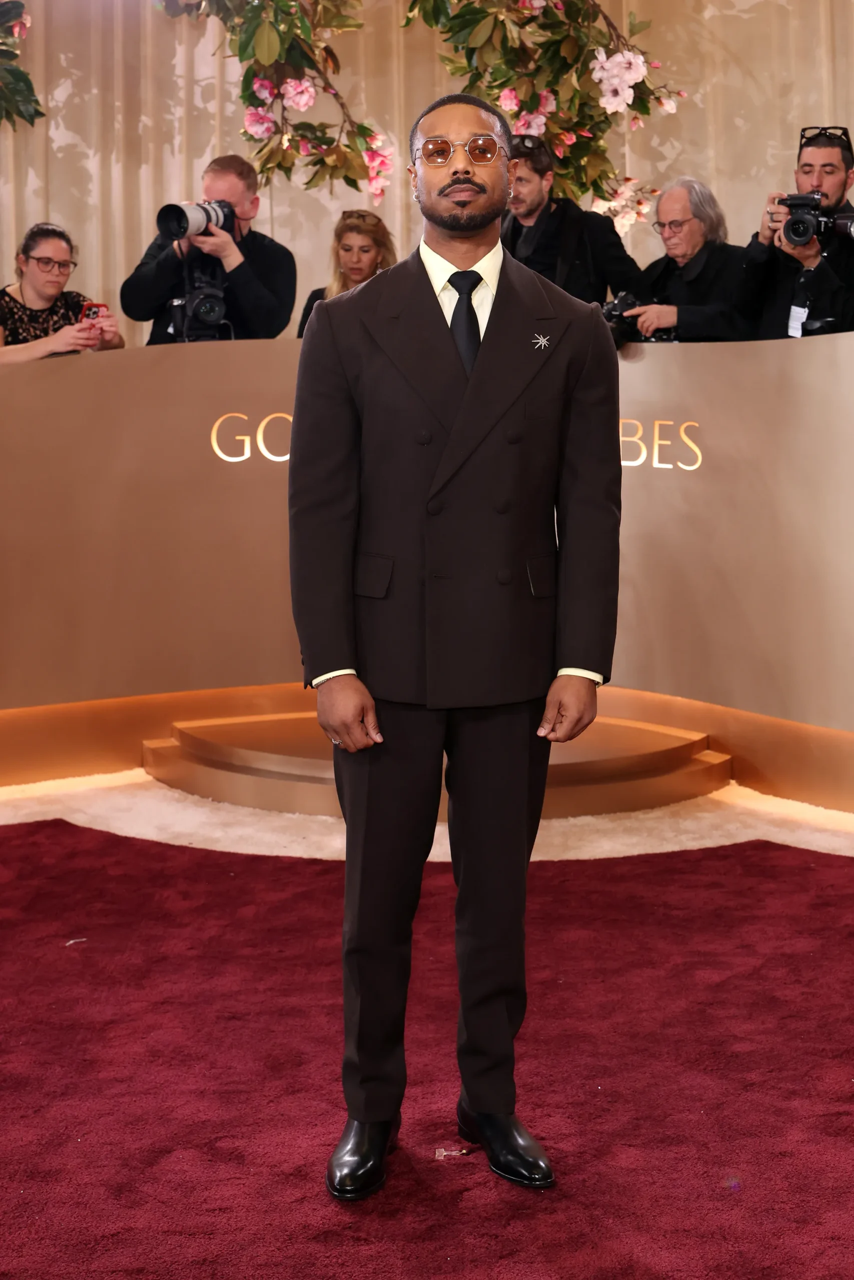 Michael B Jordan in Prada bij de Golden Globes 2026