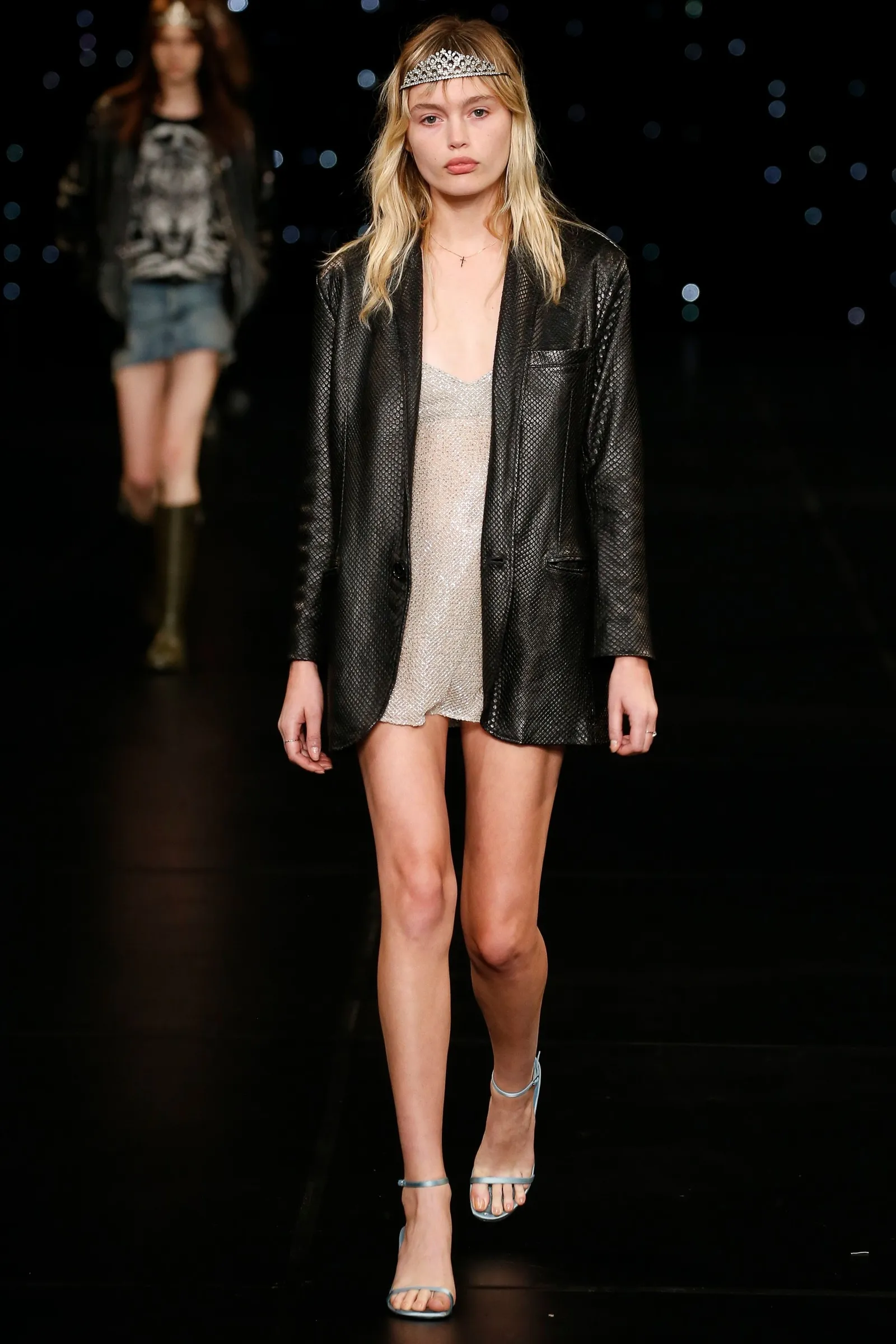 De tiara van Saint Laurent