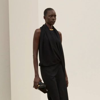 is-het-een-sok-is-het-een-laars-deze-omstreden-schoen-keert-terug-in-2026-379906