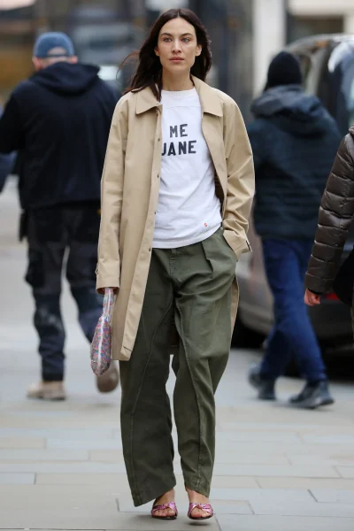 volgens-alexa-chung-is-dit-de-stijlcombinatie-van-het-voorjaar-385425