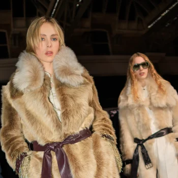 volgens-burberry-wordt-dit-de-winterjas-van-2026-385179