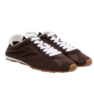 Schoenentrends lente/zomer 2026: Miu Miu-sneakers