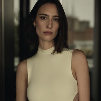 amelie-lens-spreekt-zich-uit-over-grensoverschrijdend-gedrag-in-de-technoscene-we-zijn-moe-385480