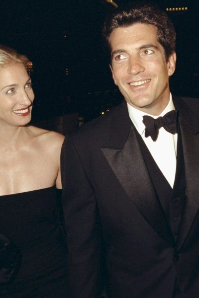 de-volledige-relatietijdlijn-van-carolyn-bessette-en-john-f-kennedy-jr-383843