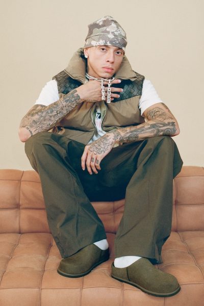 na-ballerinas-en-platforms-komt-ugg-met-minimalistische-clogs-383997