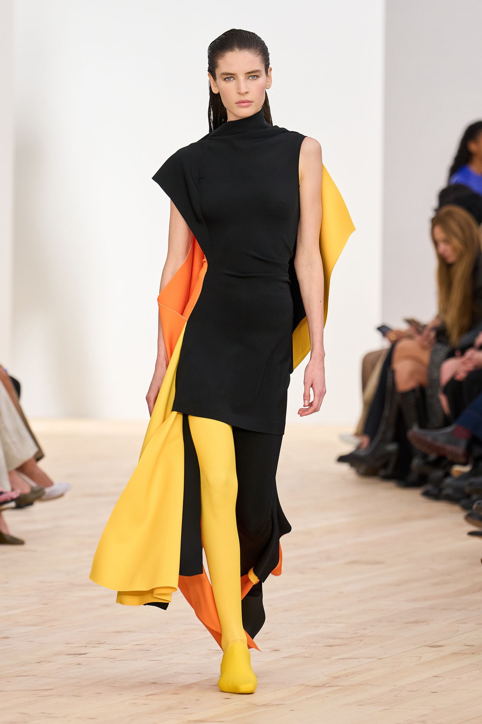 Loewe lente/zomer 2026 als voorbeeld van een Met Gala 2026-geïnspireerde catwalk