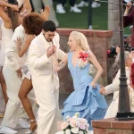 Lady Gaga op het podium tijdens het Super Bowl 2026-optreden van Bad Bunny