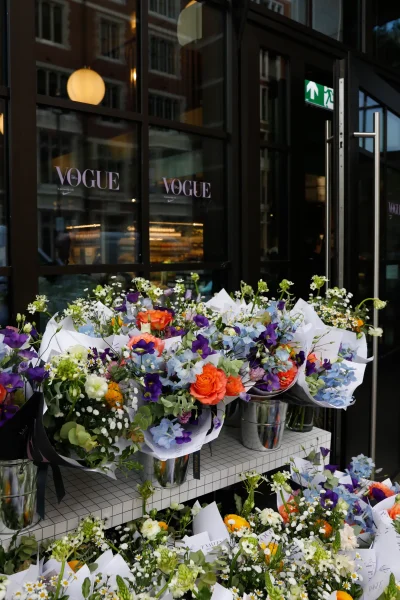 koffiebreak-tijdens-fashion-week-vogue-cafe-keert-terug-naar-deze-steden-384586