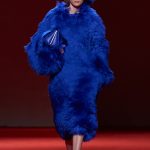 Bottega Veneta kobalt blauw op de catwalk
