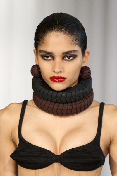 back-to-school-met-de-beste-beautylooks-van-de-herfst-winter-2026-catwalks-voor-op-je-moodboard-403720