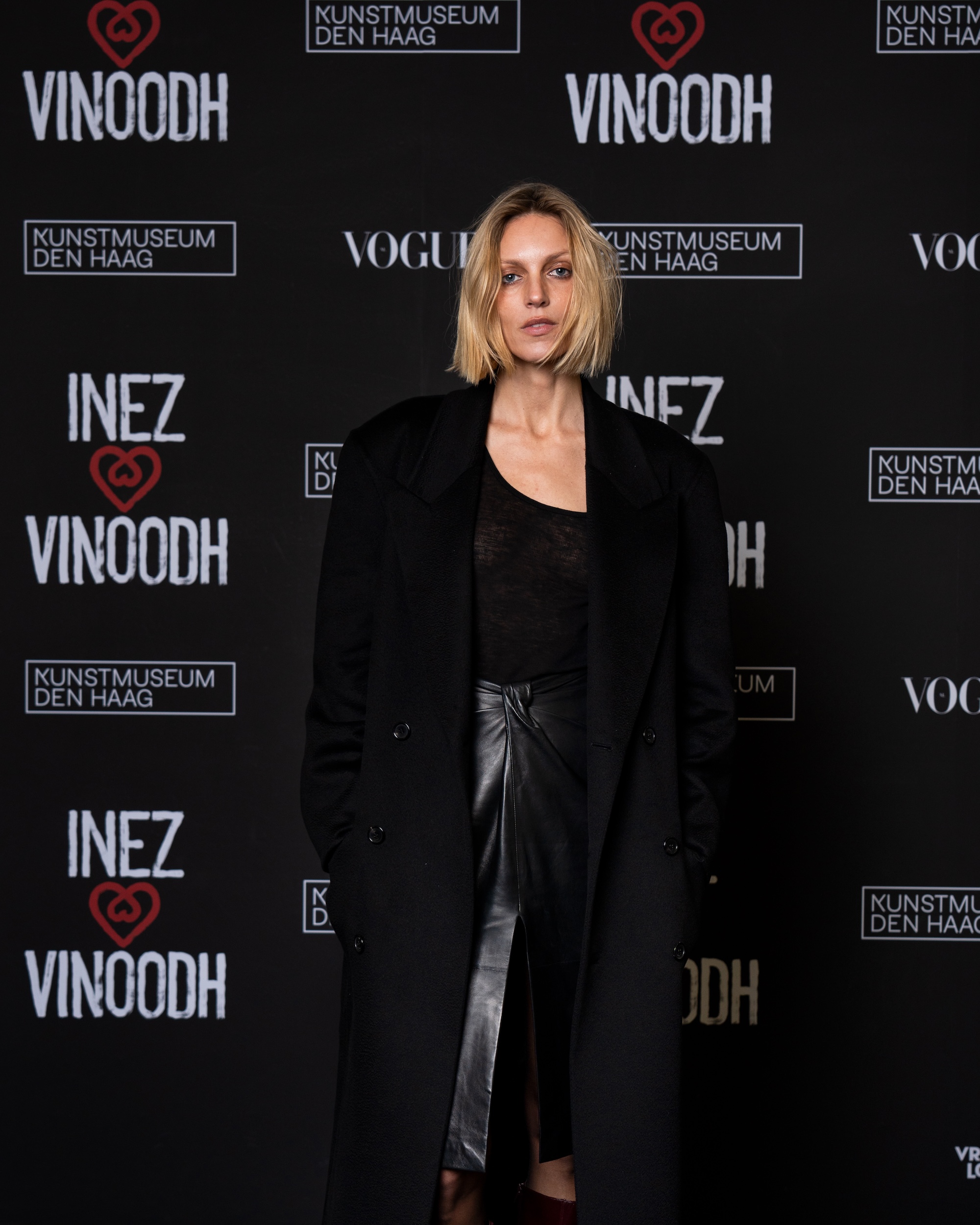 Gasten bij de opening van de tentoonstelling van Inez & Vinoodh in Kunstmuseum Den Haag