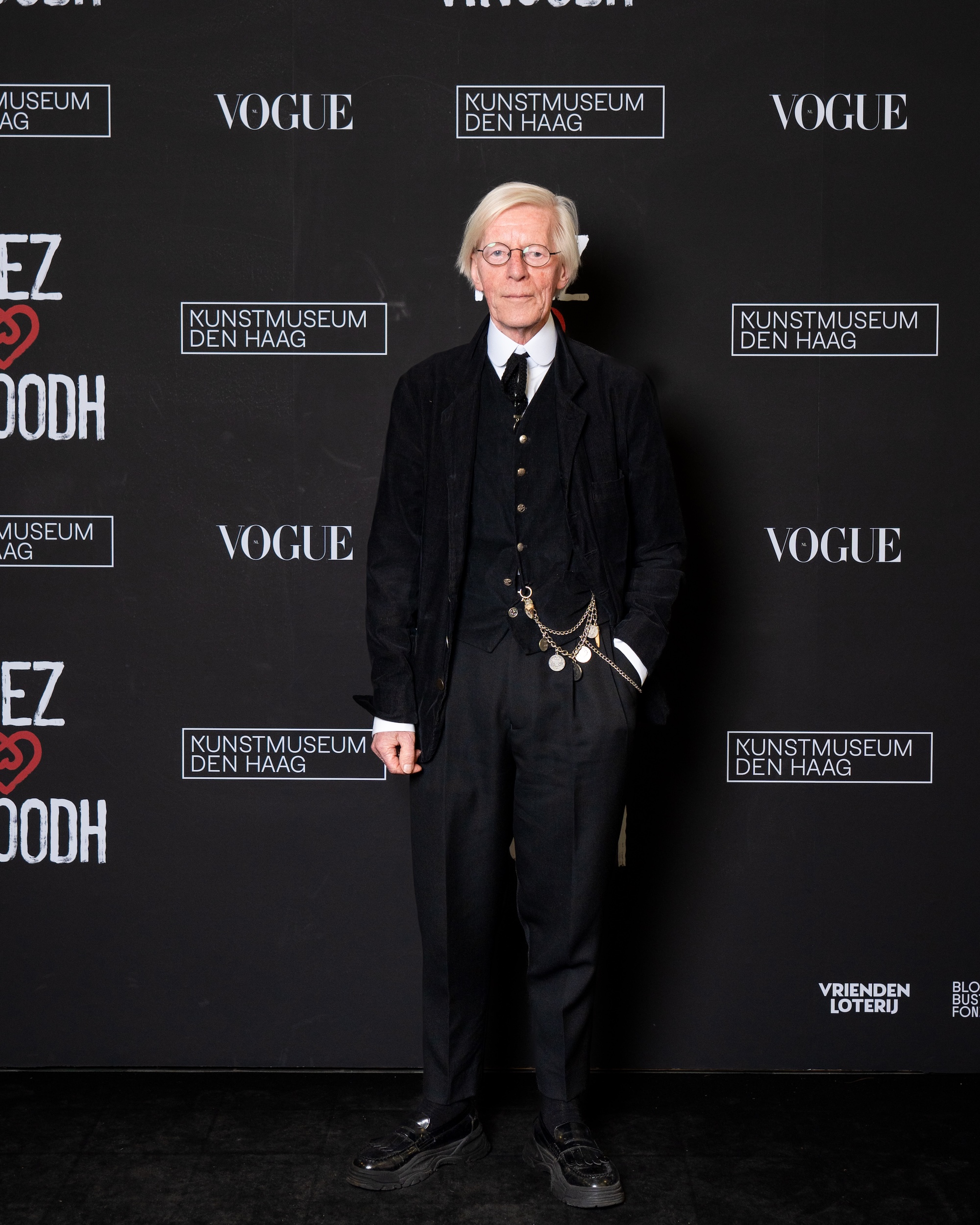 Gasten bij de opening van de tentoonstelling van Inez & Vinoodh in Kunstmuseum Den Haag