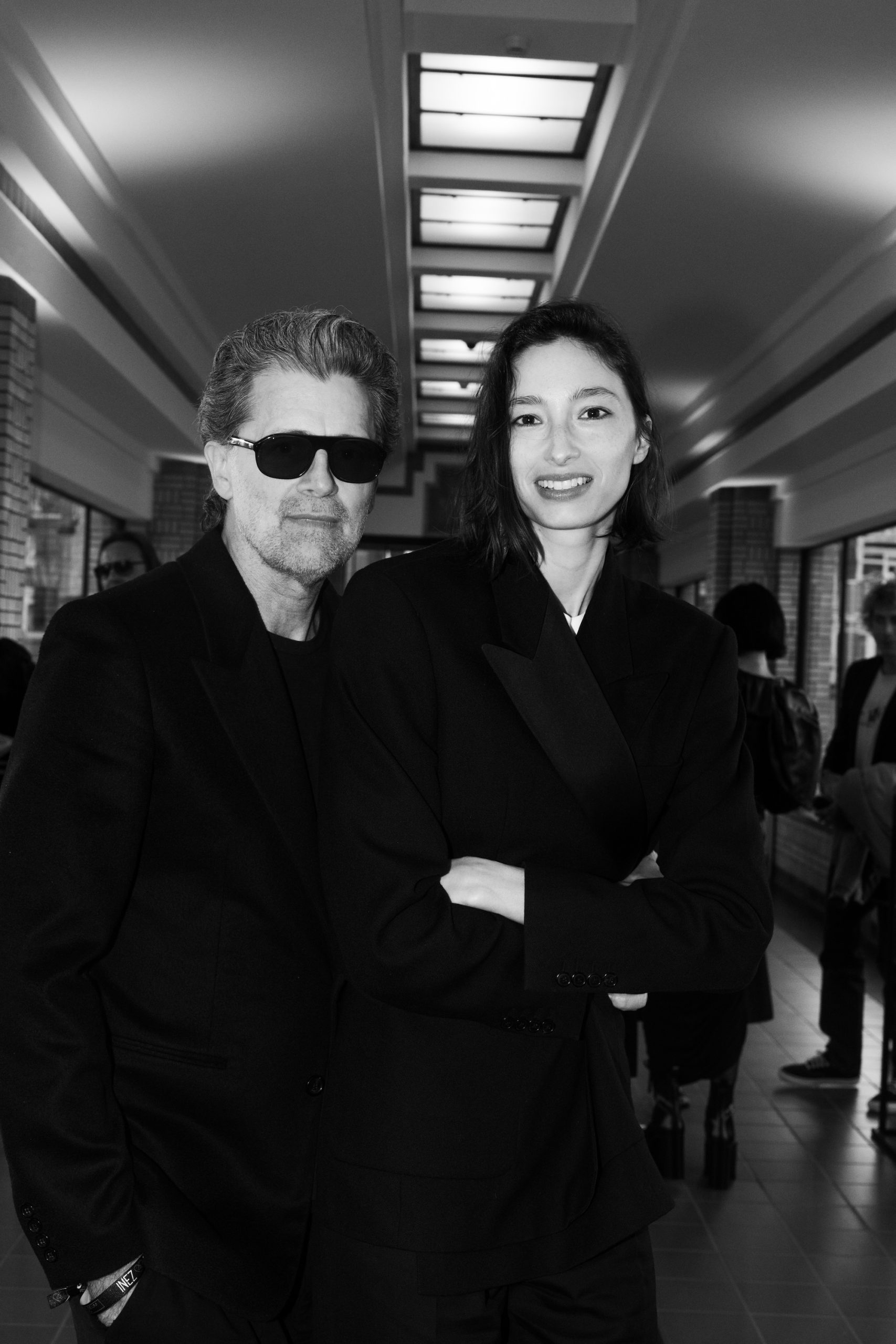 Gasten bij de opening van de tentoonstelling van Inez & Vinoodh in Kunstmuseum Den Haag