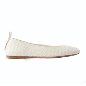 Creamy ballerina van Bottega Veneta