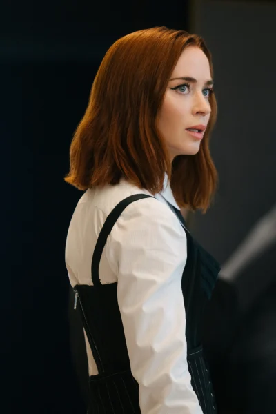 5-looks-in-de-trailer-van-the-devil-wears-prada-2-die-iconisch-beloven-te-worden-389360