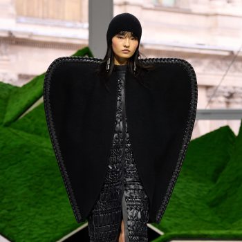 louis-vuitton-toont-next-level-brede-schouders-tijdens-herfst-winter-2026-show-386951
