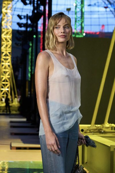 zo-creeer-je-de-front-row-beautylook-van-margot-robbie-bij-chanel-388149