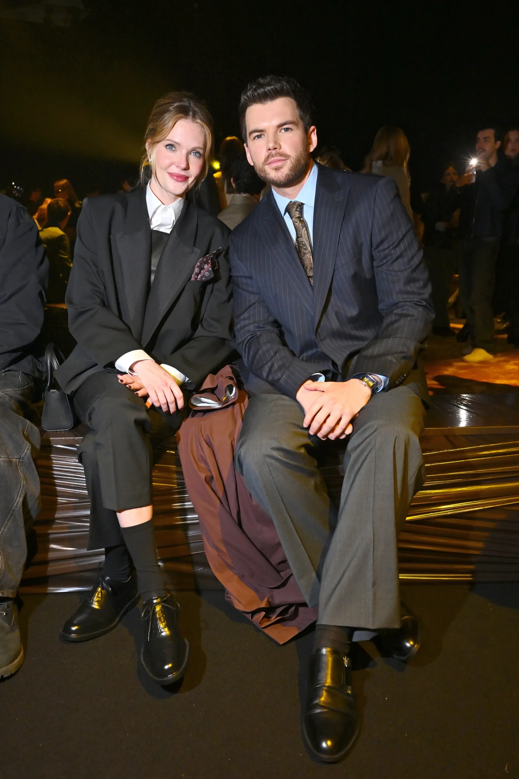 Meghann Fahy en Luke Newton bij Boss herfst/winter 2026
