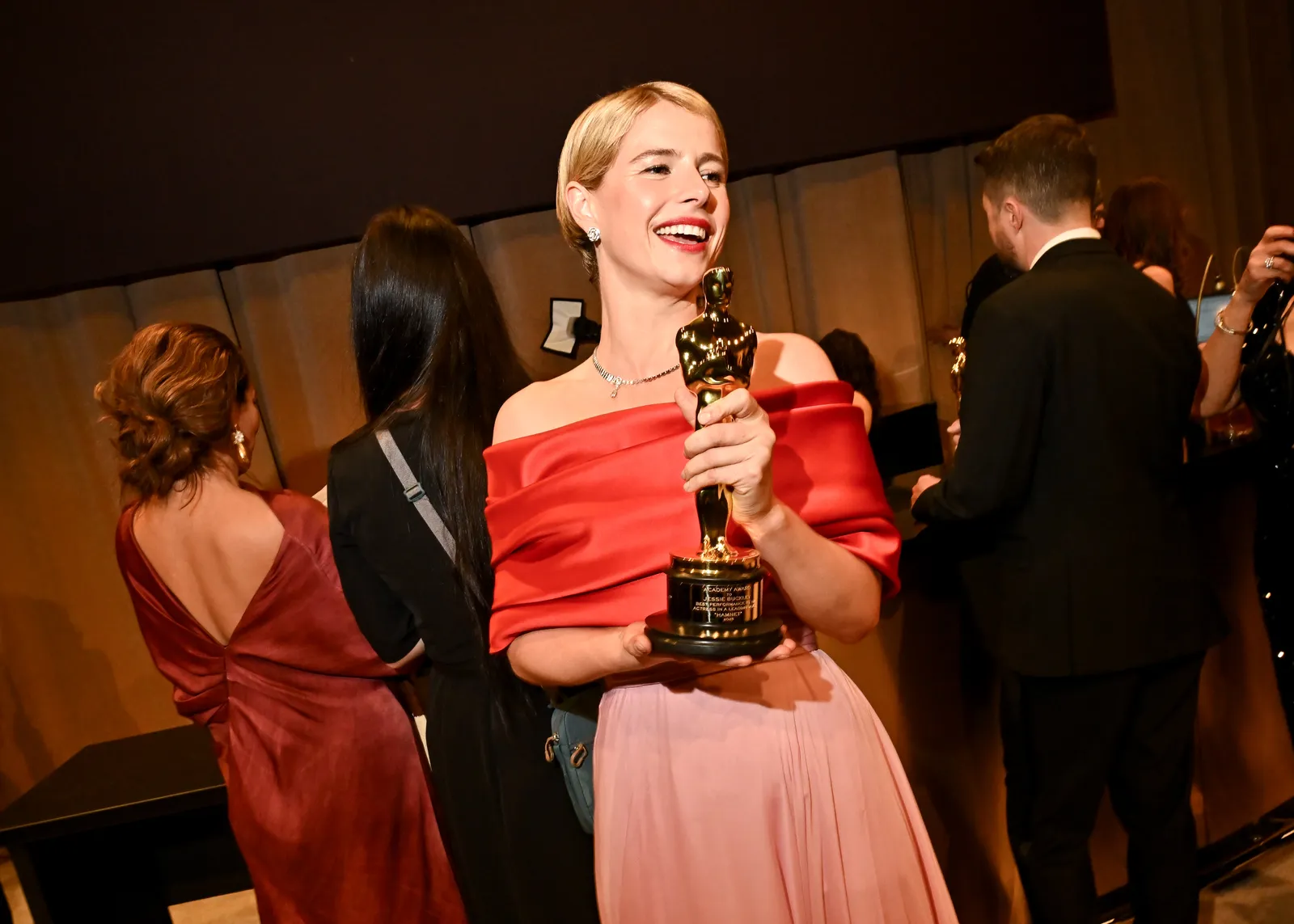 Jessie Buckley bij de Oscars van 2026