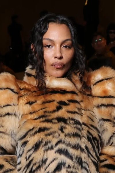 deze-sterren-verschenen-front-row-bij-milan-fashion-week-herfst-winter-2026-386077