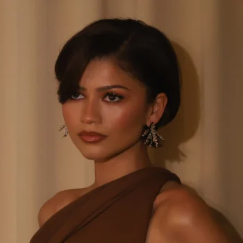 hoe-zendayas-beautylook-voor-de-oscars-is-veranderd-door-de-jaren-heen-387860