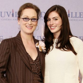 zo-zag-de-cast-van-the-devil-wears-prada-eruit-tijdens-de-perstour-van-de-eerste-film-in-2006-390374