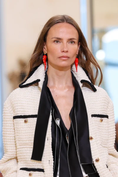 weg-met-de-kersen-chanel-maakt-onze-zomer-spannender-met-deze-vrucht-392542