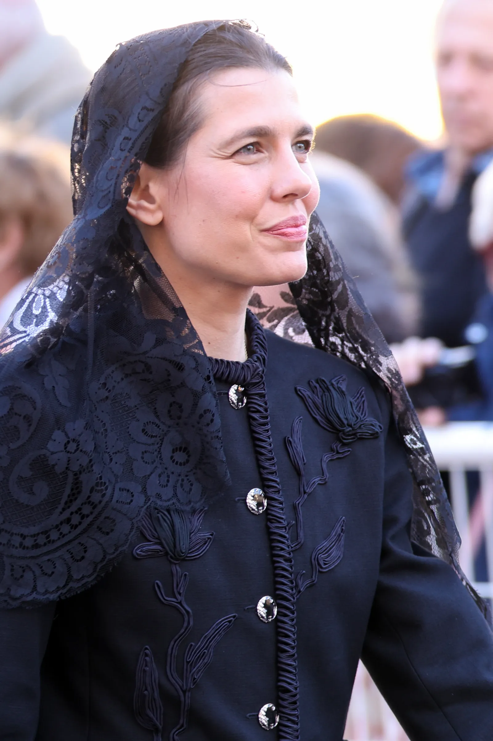 Charlotte Casiraghi in Chanel bij het ontvangst van de Paus in Monaco