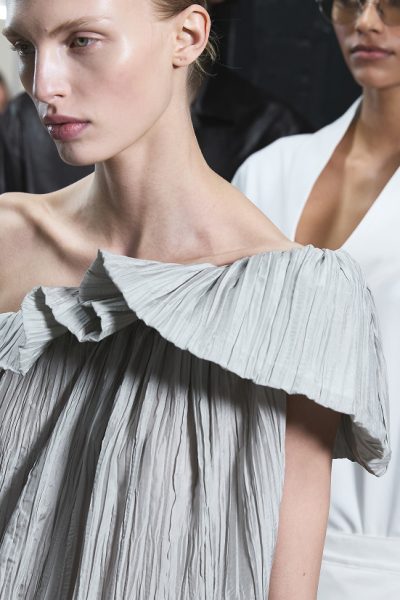 de-cos-show-in-seoul-ademde-nostalgie-alles-voelt-luxe-maar-nooit-zwaar-390398