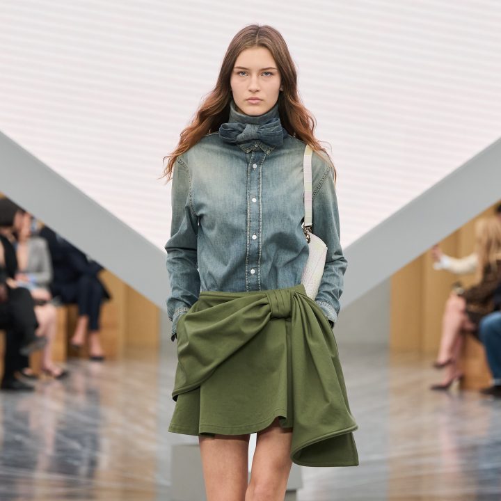 net-zo-veelzijdig-als-je-jeans-de-denim-blouse-is-de-tijdloze-favoriet-van-modeliefhebbers-390140