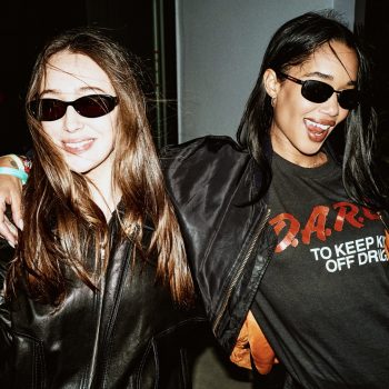 5-fashion-trends-gespot-op-coachella-2026-die-je-dit-festivalseizoen-wil-uitproberen-391344