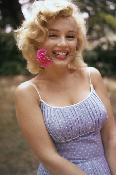 het-is-misschien-een-carolyn-bessette-kennedy-spring-maar-het-wordt-een-marilyn-monroe-summer-391402