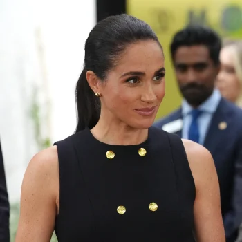 meghan-markle-draagt-dit-trendy-australische-merk-tijdens-haar-royal-tour-down-under-390923