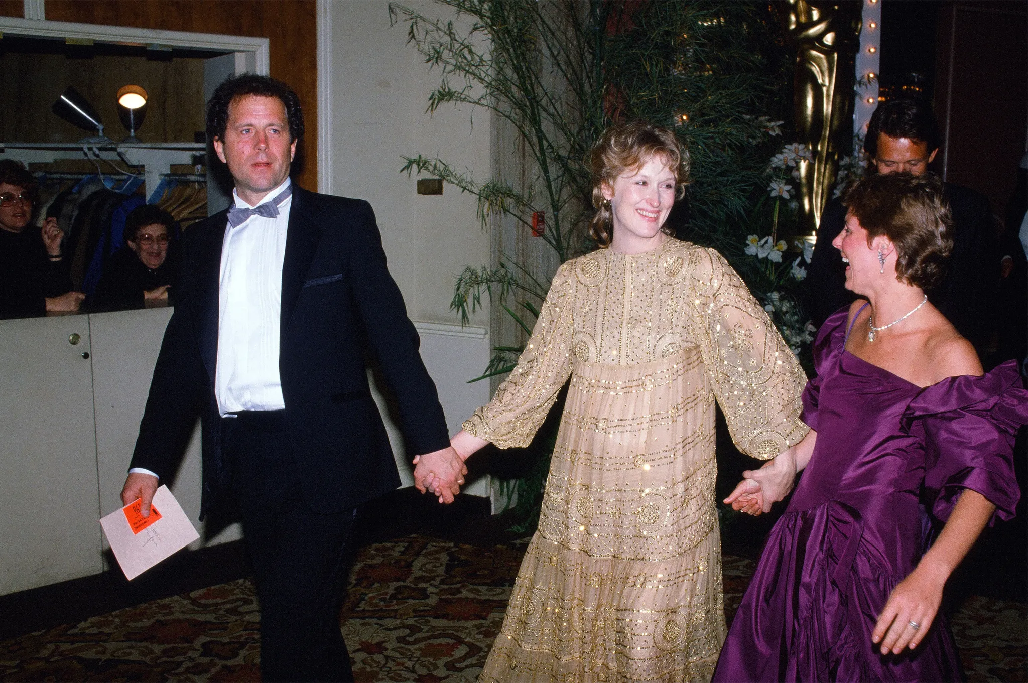 Een vintage foto van Meryl Streep bij de Oscars in 1982