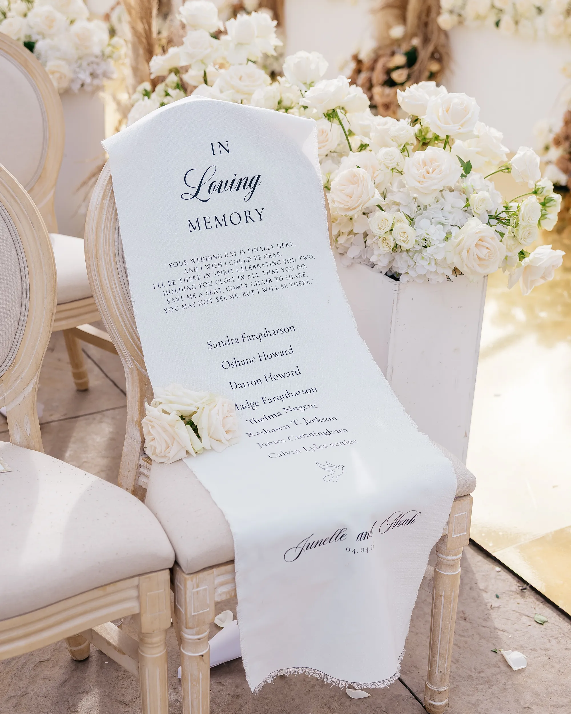 De bruiloft van Noah Lyles en Junelle Bromfield