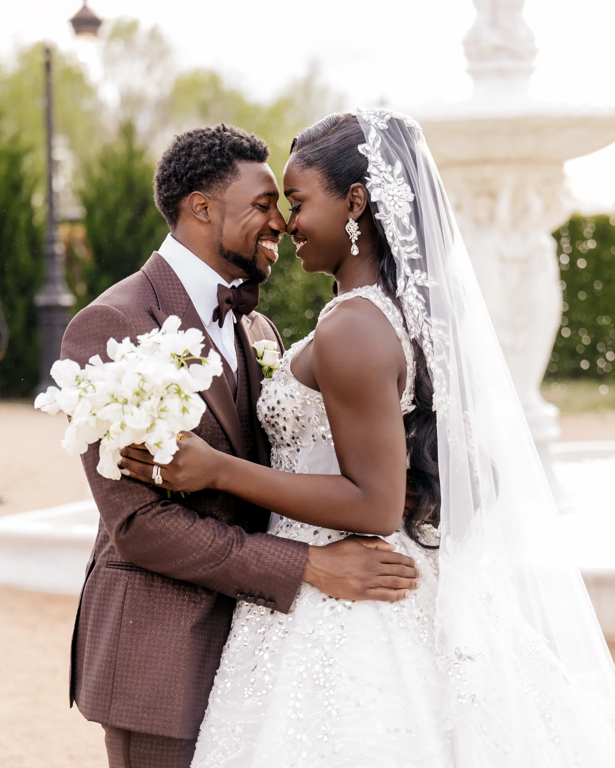 De bruiloft van Noah Lyles en Junelle Bromfield