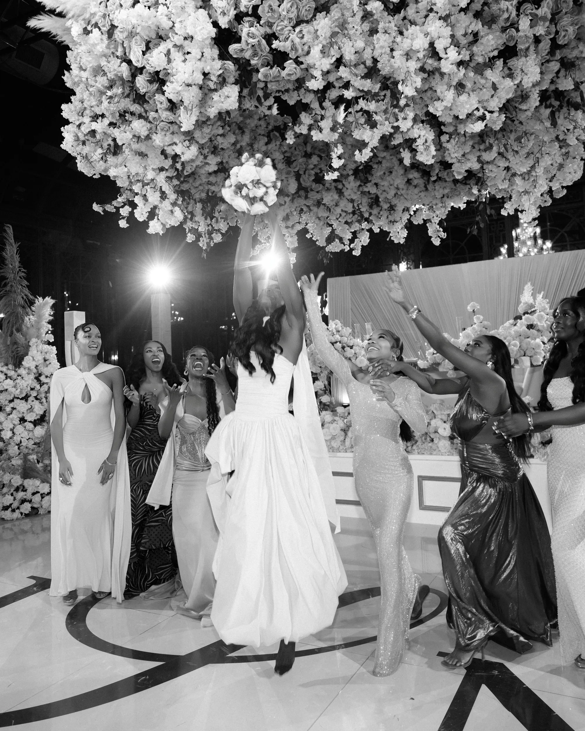 De bruiloft van Noah Lyles en Junelle Bromfield