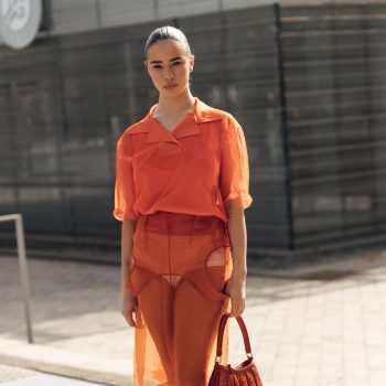inspiratie-nodig-voor-je-supporterslook-deze-oranje-streetstyle-outfits-zijn-volledig-wk-proof-397440