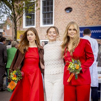 de-stijlvolle-looks-van-de-prinsessen-tijdens-koningsdag-2026-shop-je-hier-392419