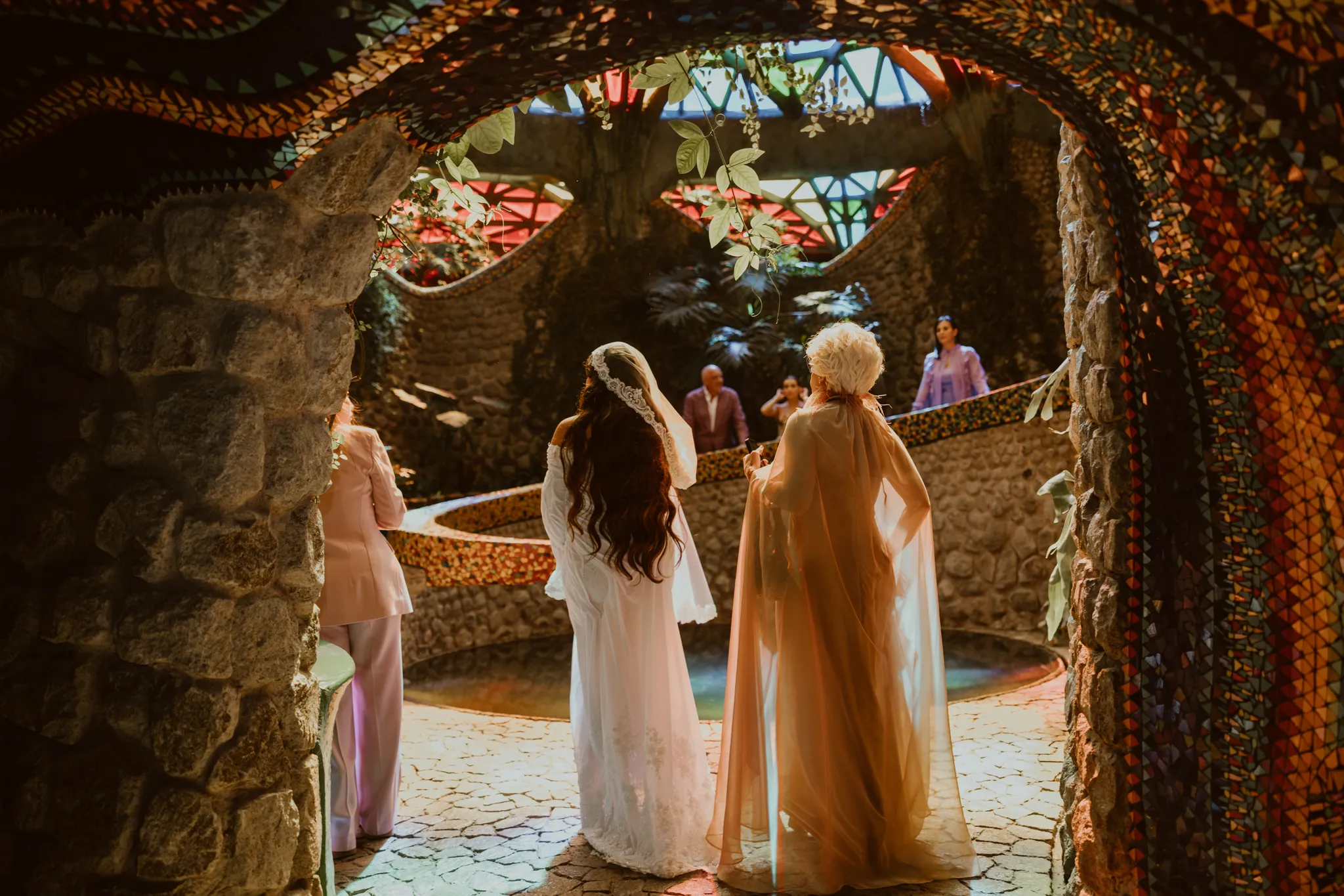 De surrealistische bruiloft van Sofia Alva en Dan Haddad