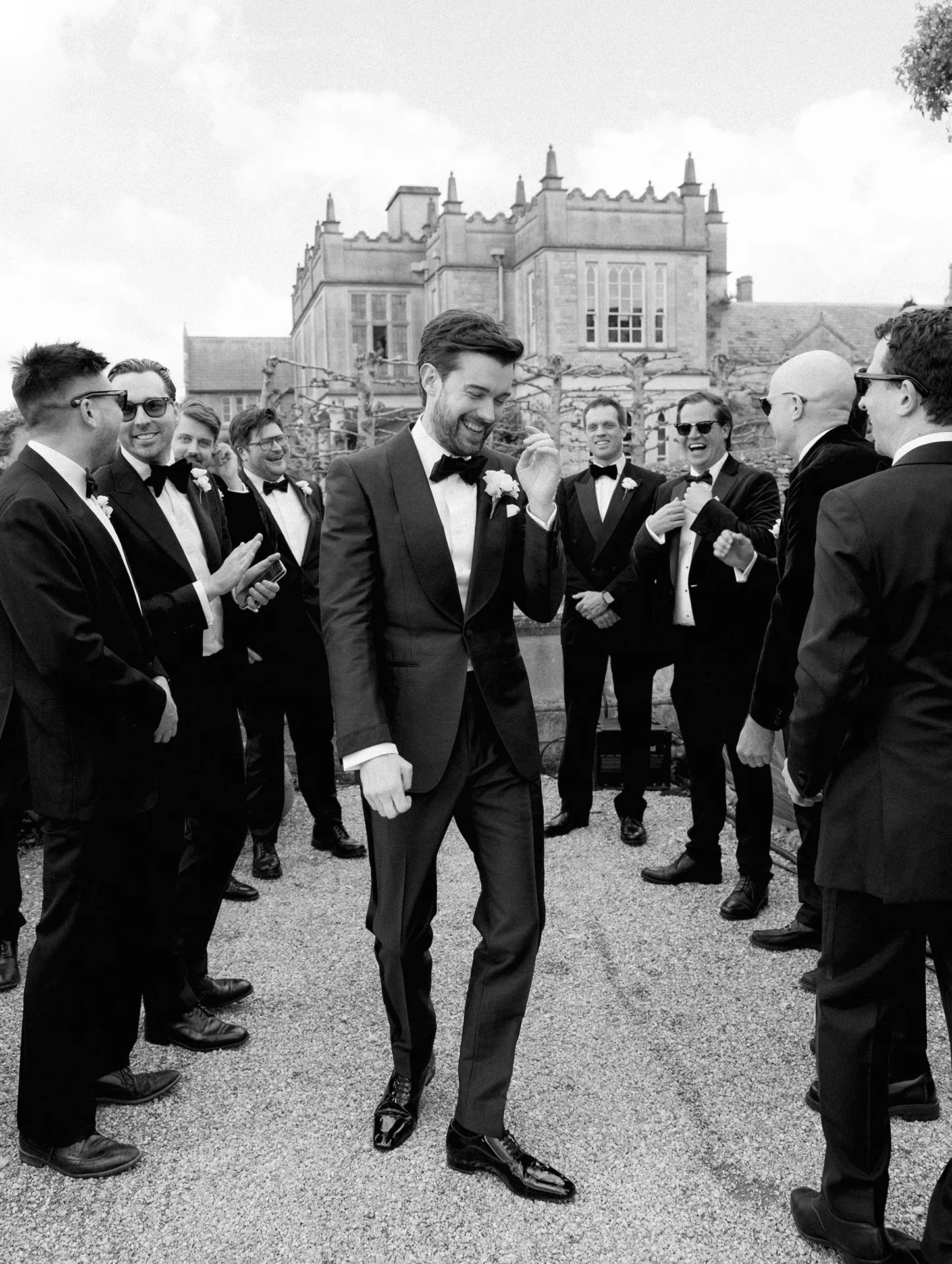 Beeld van de bruiloft van Jack Whitehall en Roxy Horner