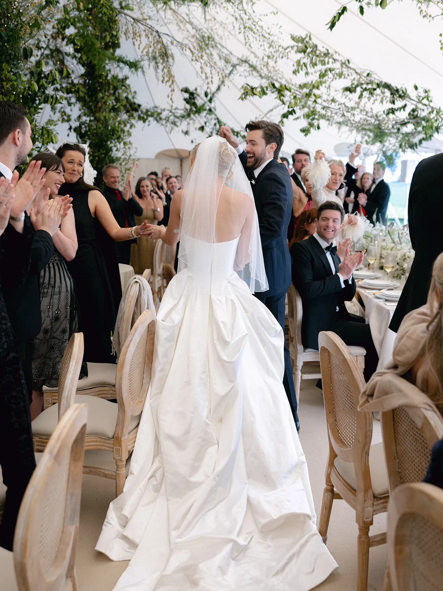 Beeld van de bruiloft van Jack Whitehall en Roxy Horner