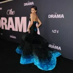 Zendaya in haar something blue: een couturejurk van Schiaparelli