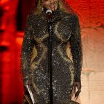 Beyoncé draagt Robert Wun naar het Met Gala 2026